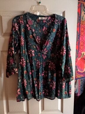 NATURAL LIFE Teal Floral V-Neck Tunic with Pink and Yellow Accents